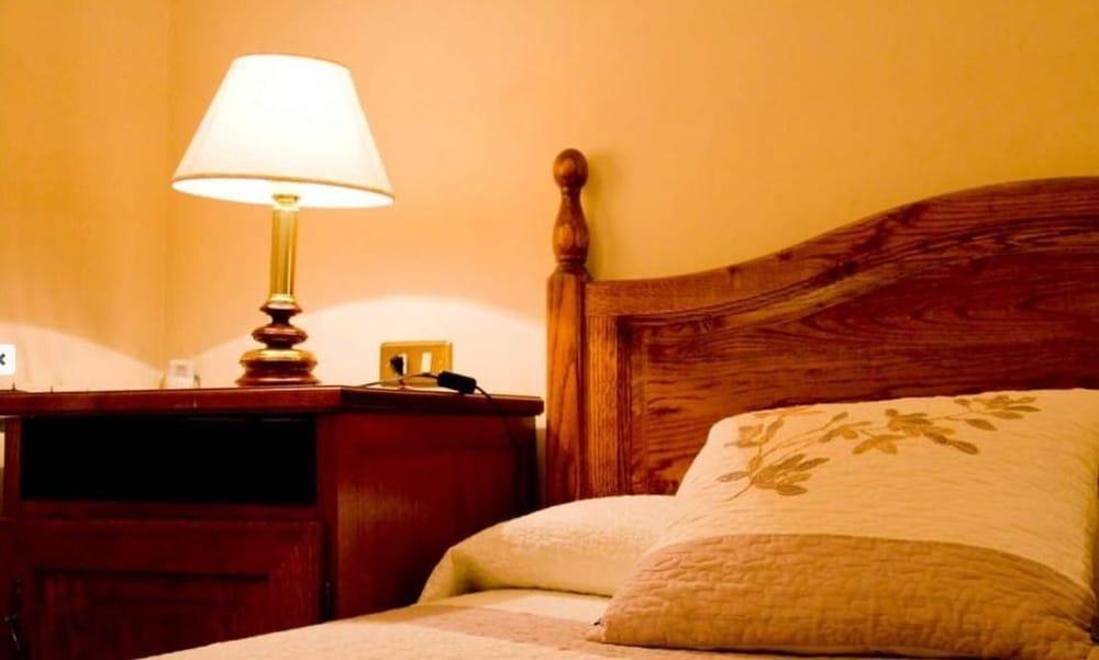 Hostal Las Coronas Sos del Rey Católico Extérieur photo